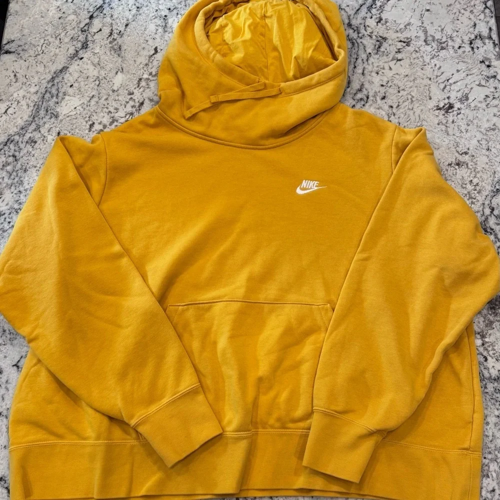Nike Mustard Yellow Hoodie 2X Embroidered Swoosh